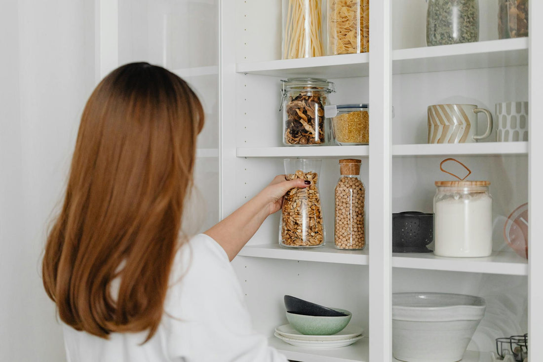 Rangement cuisine placard : solutions pratiques et économiques - Rangement Moderne